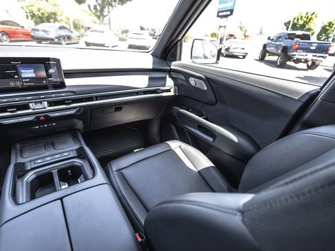 Used 2027 Kia Telluride S AWD/4WD image 24