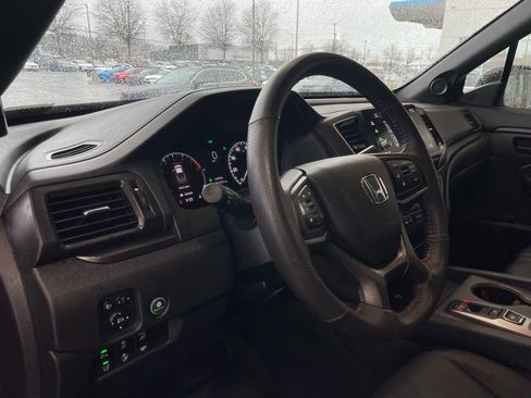 Certified 2025 Honda Ridgeline TrailSport+ image 30