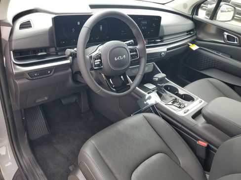 New 2026 Kia Carnival SX image 6