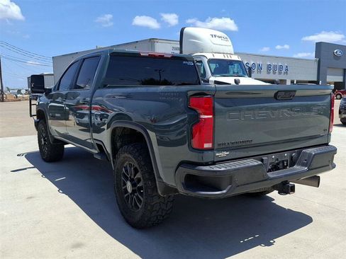 Used 2025 Chevrolet Silverado 2500 LT w/ Trail Boss Package AWD/4WD image 12