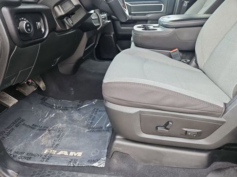 Used 2024 RAM 2500 Big Horn image 18