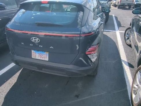 Used 2026 Hyundai Kona SE FWD image 4