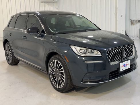 Used 2020 Lincoln Corsair Reserve w/ Equipment Group 201A image 3