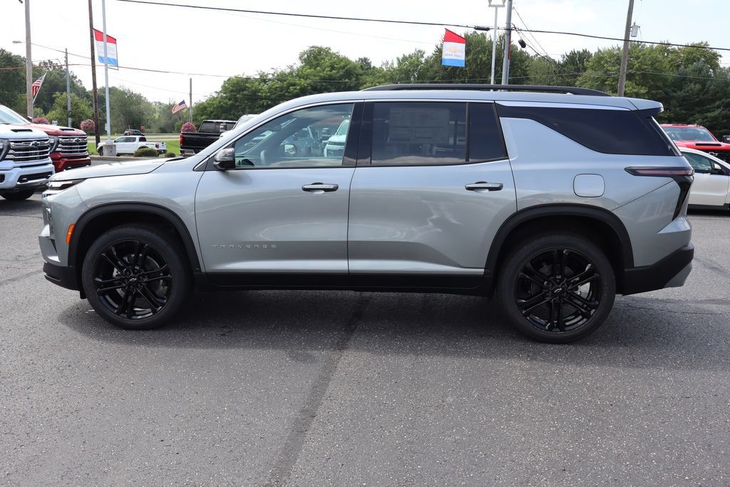 New 2027 Chevrolet Traverse LT w/ Driver Confidence Package AWD/4WD image 29
