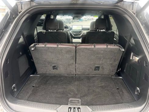 Used 2025 Ford Explorer Platinum w/ LUX Leather Package image 11