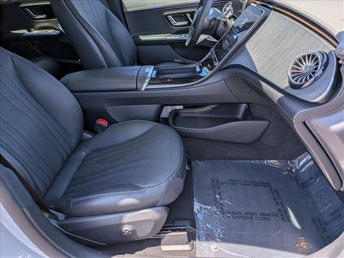 Used 2023 Mercedes-Benz EQE 500 4MATIC Sedan image 22