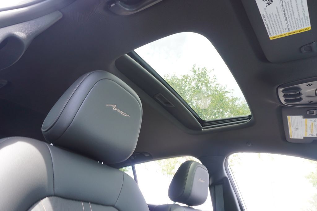New 2026 Buick Envista Sport Touring FWD image 14