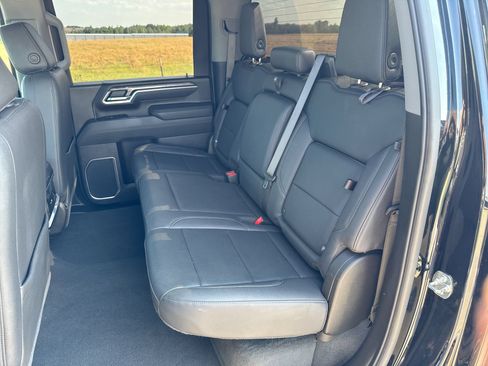 Used 2026 Chevrolet Silverado 3500 LTZ w/ LTZ Convenience Package AWD/4WD image 22