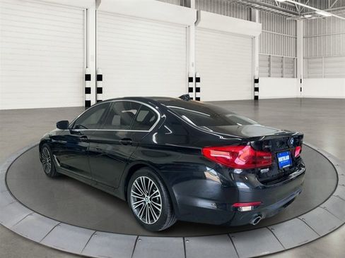 Used 2019 BMW 530i xDrive w/ Convenience Package AWD/4WD image 2