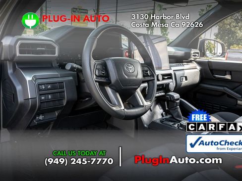 Used 2024 Toyota Tacoma TRD Off-Road image 6