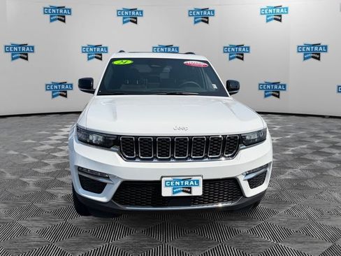 Used 2024 Jeep Grand Cherokee Limited AWD/4WD image 9