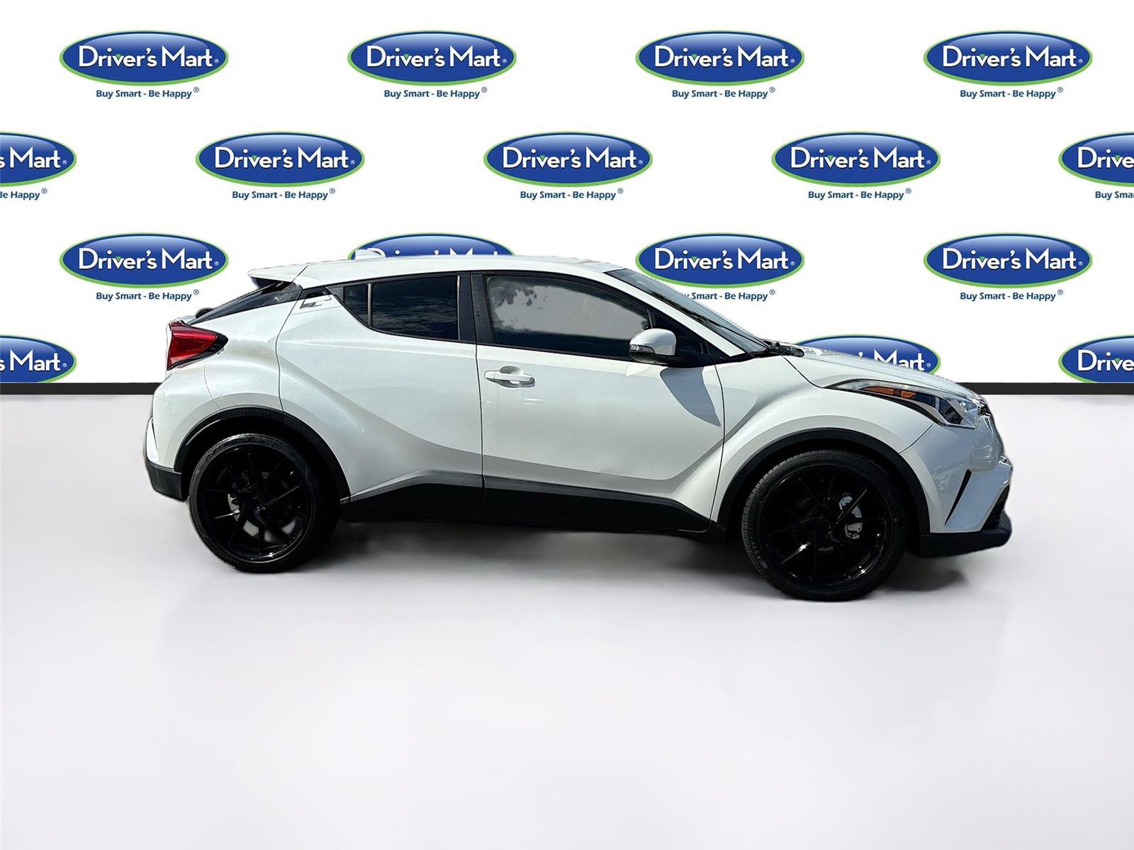 Used 2018 Toyota C-HR XLE FWD image 8