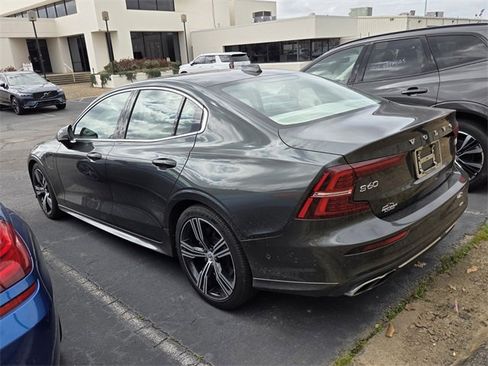 Used 2022 Volvo S60 T8 Inscription image 10