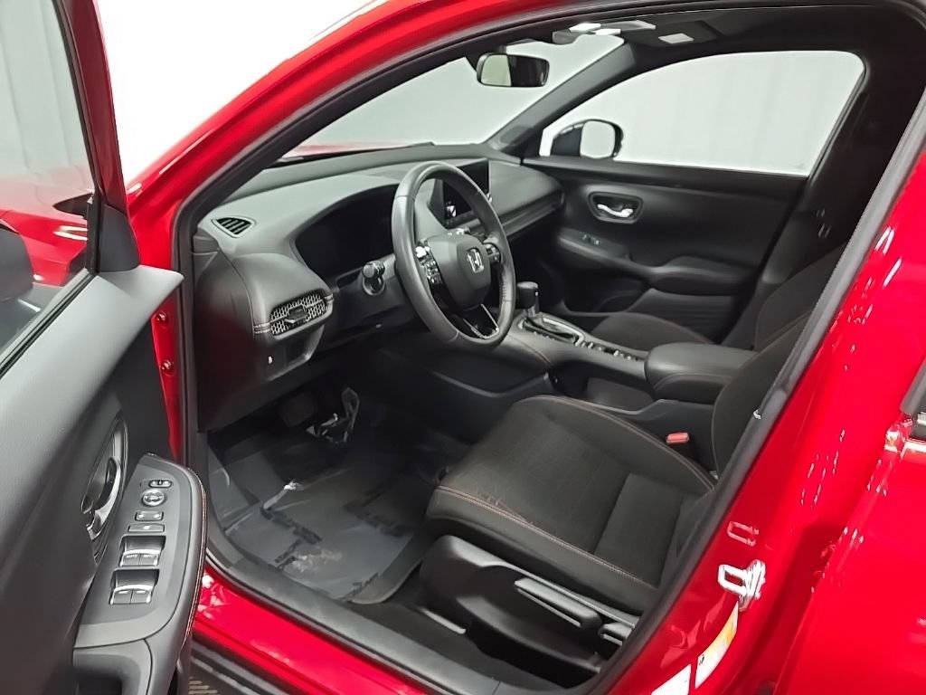 Used 2024 Honda HR-V Sport image 28