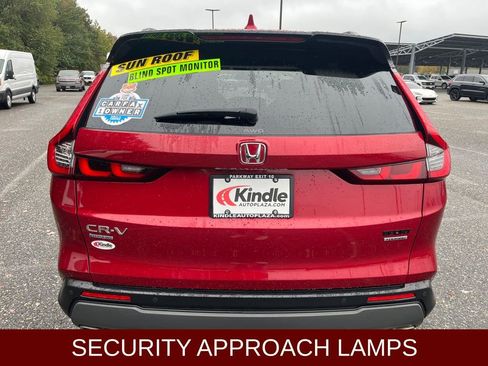 Used 2024 Honda CR-V Sport Touring image 27