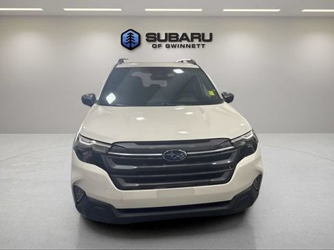 Used 2026 Subaru Forester Premium w/ Premium/Limited Package AWD/4WD image 5