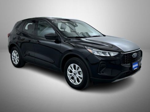 Used 2025 Ford Escape Active image 3