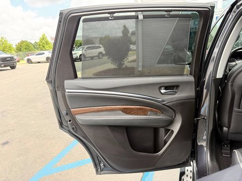 Used 2019 Acura MDX FWD w/ Advance Package image 18