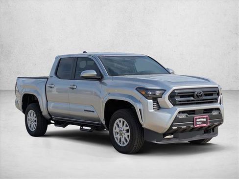 Used 2026 Toyota Tacoma SR5 RWD image 7