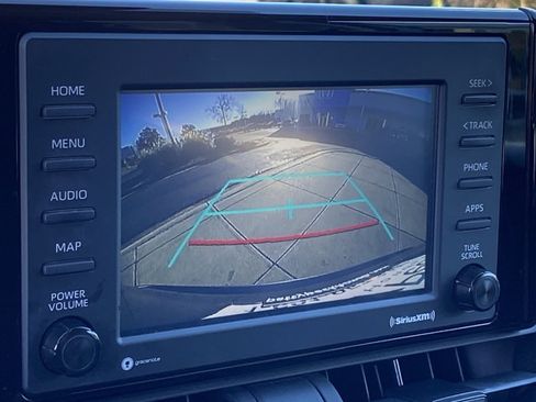 Used 2021 Toyota RAV4 LE image 35