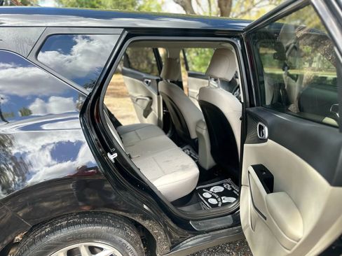 Used 2020 Kia Soul S FWD image 4