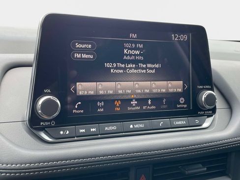 New 2026 Nissan Rogue S FWD image 25