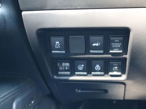 Used 2013 INFINITI JX35 AWD w/ Premium Pkg image 30