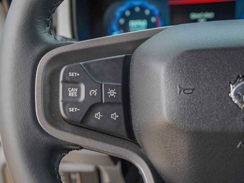 Used 2025 Ford Bronco Big Bend image 13