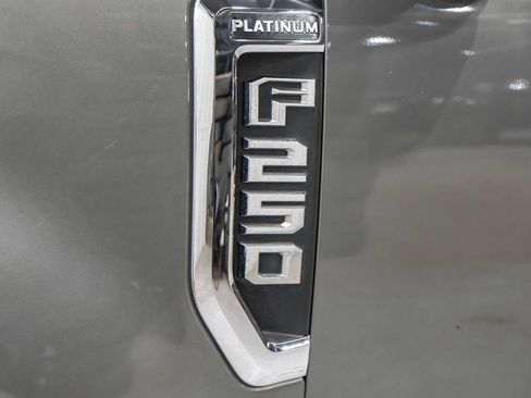 Used 2019 Ford F250 Platinum w/ Platinum Ultimate Package AWD/4WD image 52