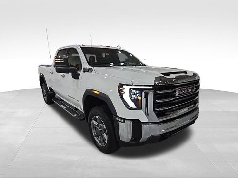 Used 2025 GMC Sierra 2500 SLT AWD/4WD image 2