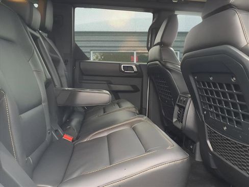 New 2025 Ford Bronco Badlands AWD/4WD image 6