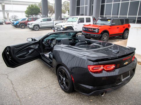 Used 2022 Chevrolet Camaro LT image 52