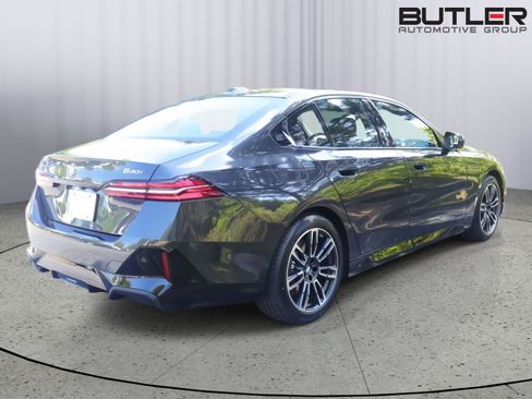 New 2026 BMW 530i w/ M Sport Package RWD image 6