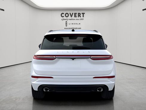 New 2026 Lincoln Corsair Premiere image 5