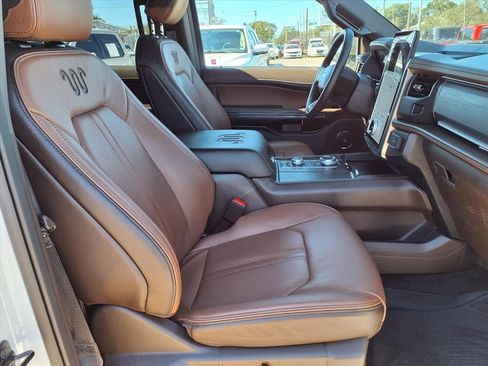 Used 2024 Ford Expedition Max King Ranch image 13