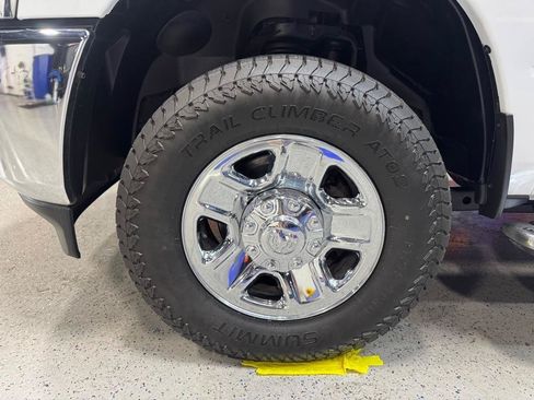 Used 2021 RAM 2500 Tradesman AWD/4WD image 26