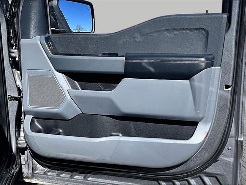 Used 2021 Ford F150 XLT image 19