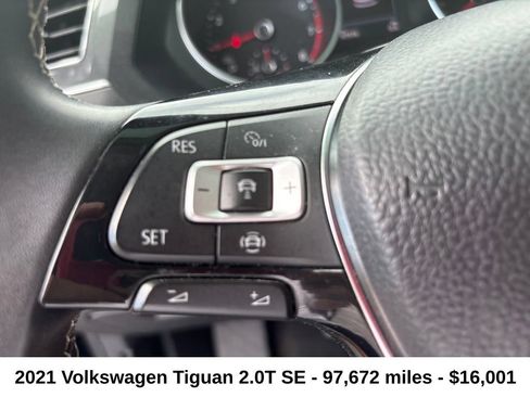 Used 2021 Volkswagen Tiguan SE FWD image 29