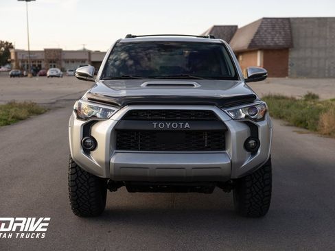 Used 2021 Toyota 4Runner TRD Off-Road Premium image 4