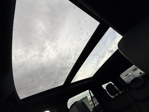 New 2026 Ford Expedition Tremor image 25