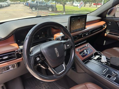 Used 2020 Lincoln Aviator Reserve w/ Equipment Group 201A AWD/4WD image 21