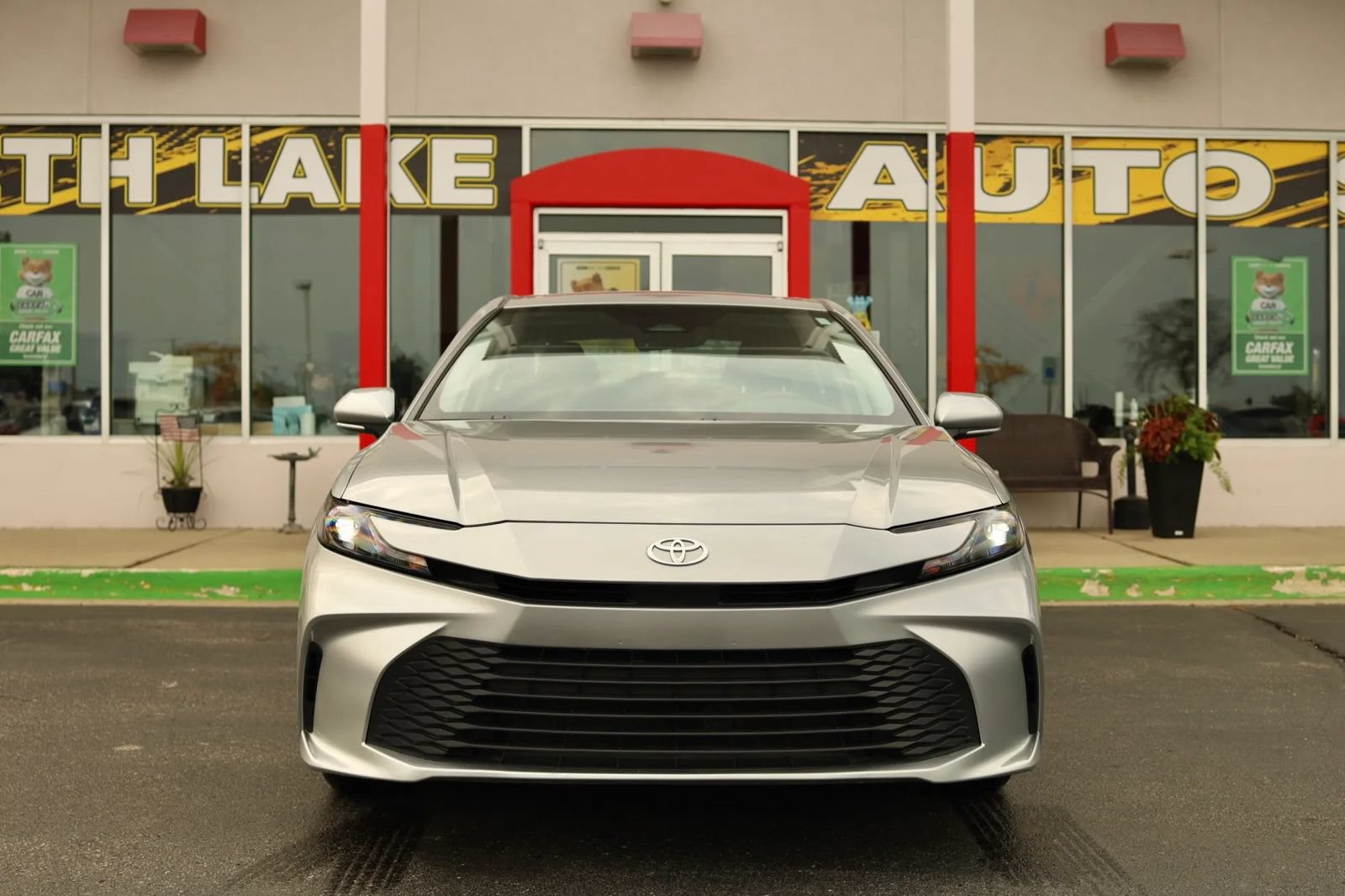 Used 2026 Toyota Camry LE w/ Convenience Package AWD/4WD image 2