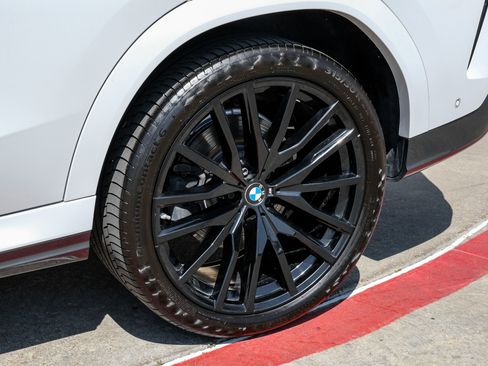 Used 2020 BMW X6 sDrive40i w/ M Sport Package image 54