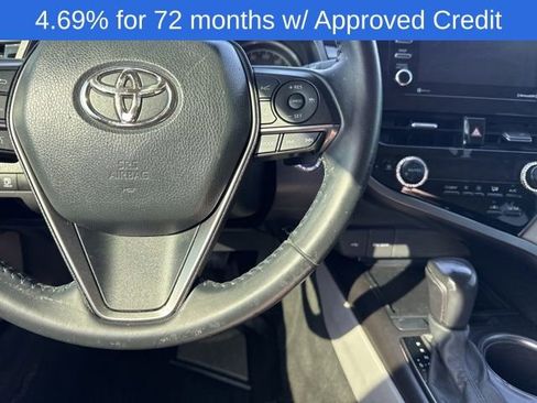 Used 2022 Toyota Camry SE image 20