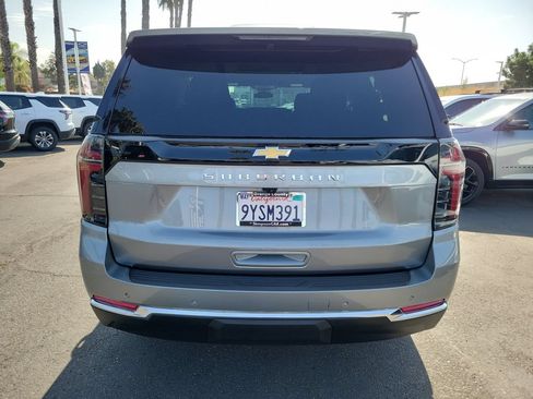 Used 2026 Chevrolet Suburban LS RWD image 21