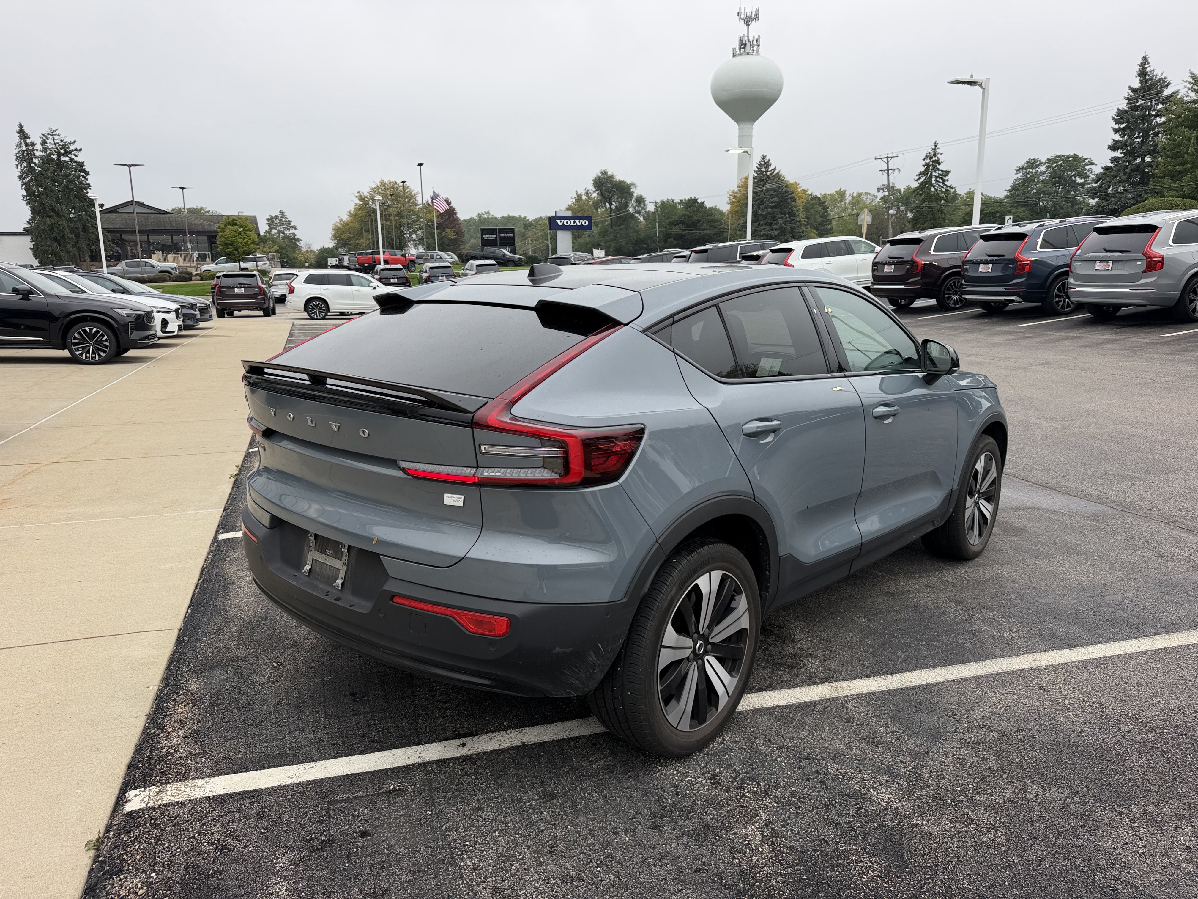 Used 2023 Volvo C40 P8 Recharge Plus AWD/4WD image 4