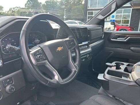 Used 2024 Chevrolet Silverado 1500 LT w/ Protection Package image 21