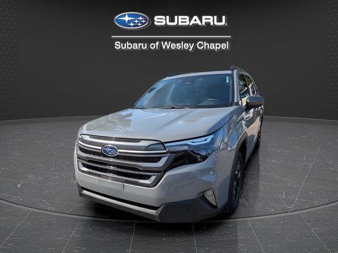 Used 2026 Subaru Forester Premium AWD/4WD image 8