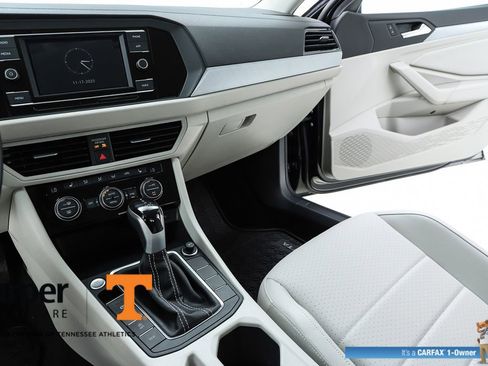 Used 2023 Volkswagen Jetta SE image 59