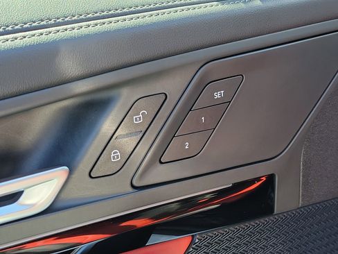 Used 2025 BMW X1 xDrive28i image 19